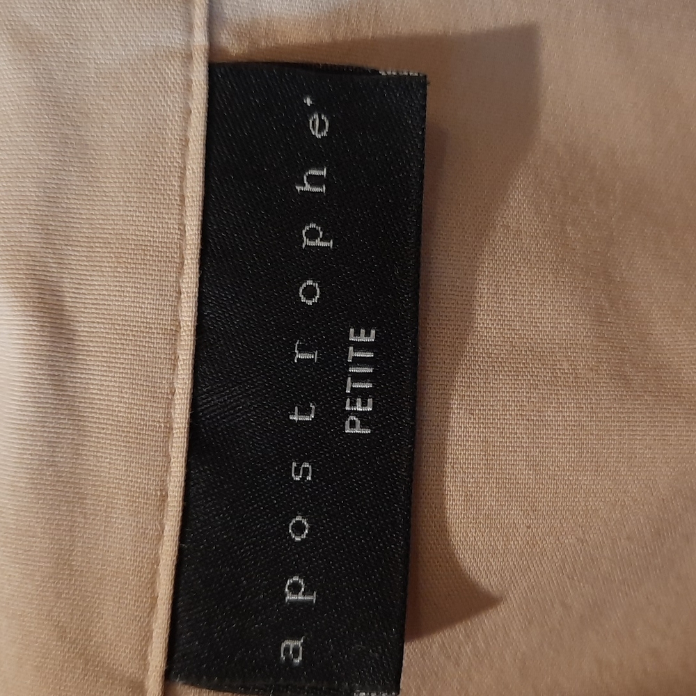 Apostrophe 3/4 Sleeve Tan Colored Button Down Shirt size Petite Large - Picture 5 of 7